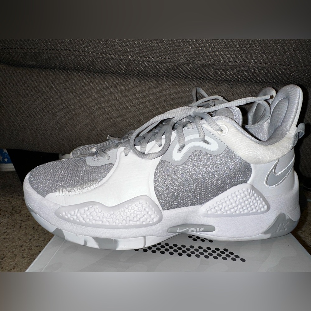 PG 5 nike basketball shoes
